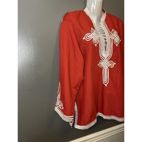 Embroidered Tunic Shirt Mens Size 4 Red White Boho Kurta Kaftan Festival Top - Picture 4 of 8